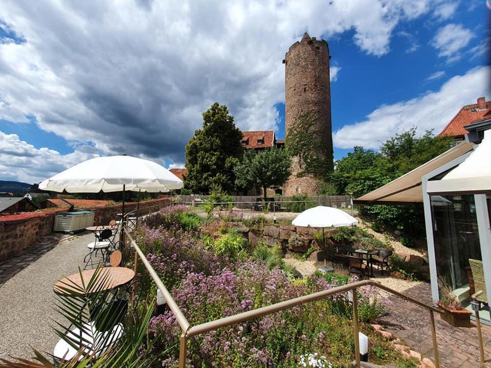 Hotel & Cafe Schachtenburg Schlitz Zewnętrze zdjęcie
