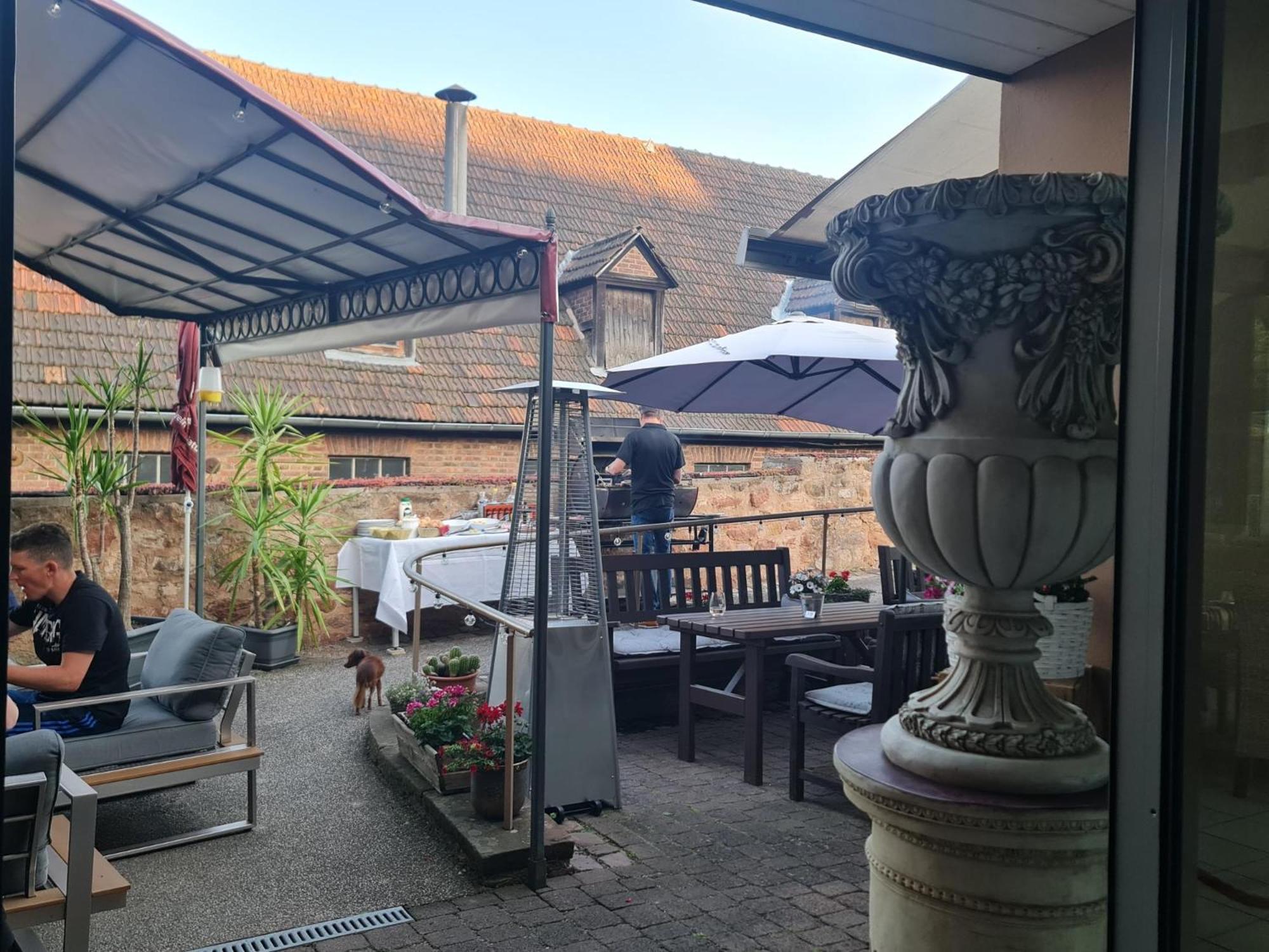 Hotel & Cafe Schachtenburg Schlitz Zewnętrze zdjęcie
