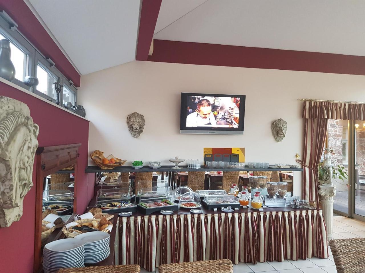 Hotel & Cafe Schachtenburg Schlitz Zewnętrze zdjęcie